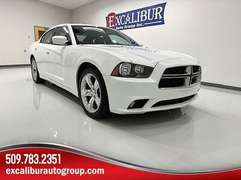 Used 2014 Dodge Charger SXT Plus image 1