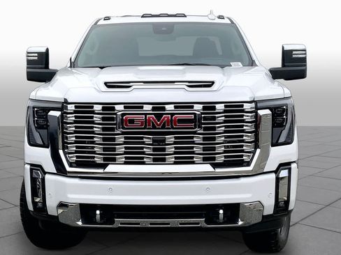 New 2026 GMC Sierra 2500 Denali w/ Denali Reserve Package AWD/4WD image 3