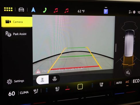 Used 2025 Volkswagen ID. Buzz Pro S image 10