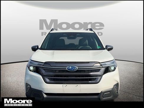 Used 2026 Subaru Forester Limited AWD/4WD image 8