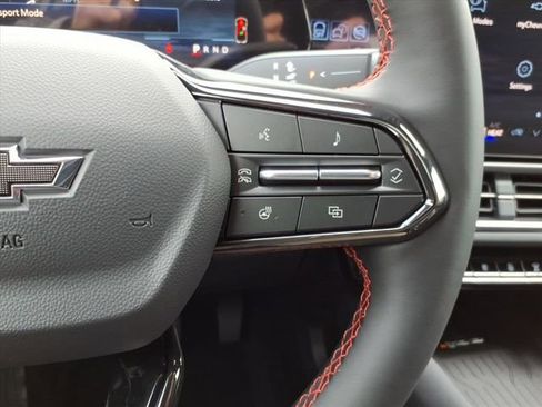 New 2026 Chevrolet Equinox EV RS w/ Active Safety Package 3 AWD/4WD image 16