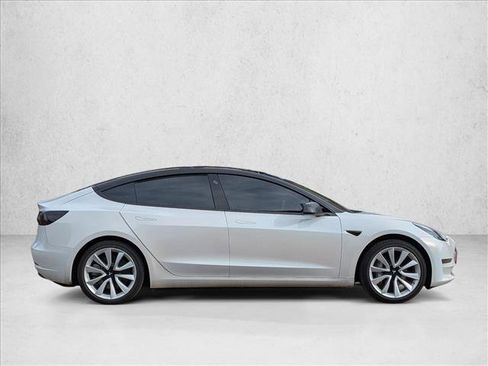 Used 2020 Tesla Model 3 Long Range image 4