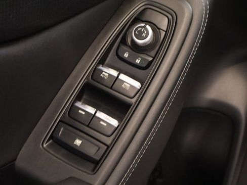 Used 2021 Subaru Forester Touring image 11