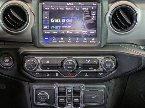 Used 2021 Jeep Wrangler Unlimited Sport image 15