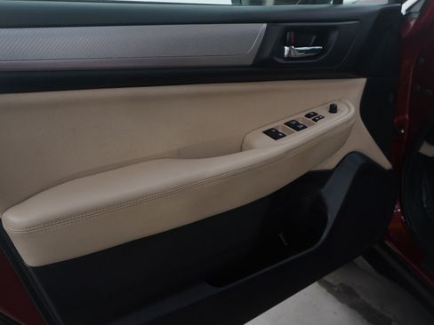 Used 2016 Subaru Outback 2.5i Premium image 21