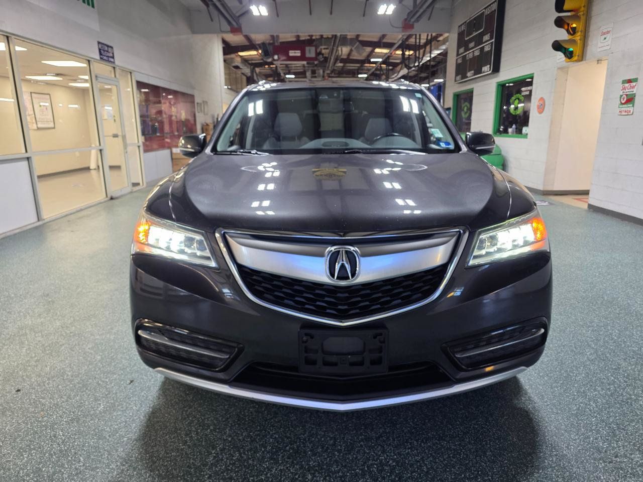Used 2014 Acura MDX w/ Technology Package AWD/4WD image 3