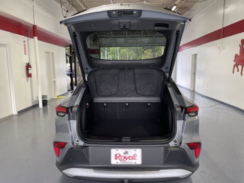 New 2026 Buick Envista Preferred w/ Convenience I Package FWD image 8