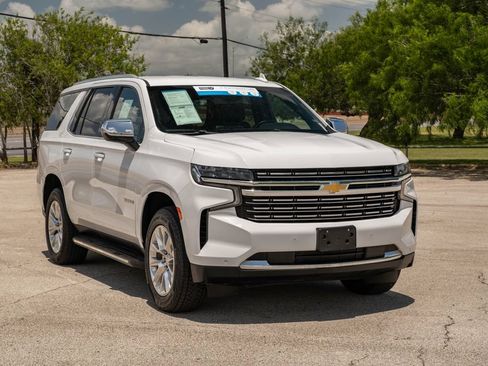 Used 2024 Chevrolet Tahoe Premier RWD image 2