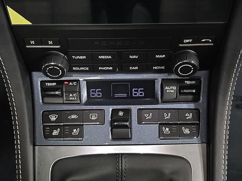 Used 2025 Porsche 718 Boxster GTS image 19