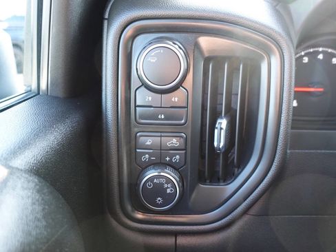 Used 2024 Chevrolet Silverado 2500 Custom w/ Custom Value Package image 51