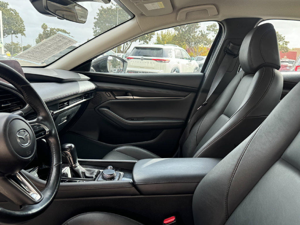 Used 2024 MAZDA MAZDA3 s FWD image 13