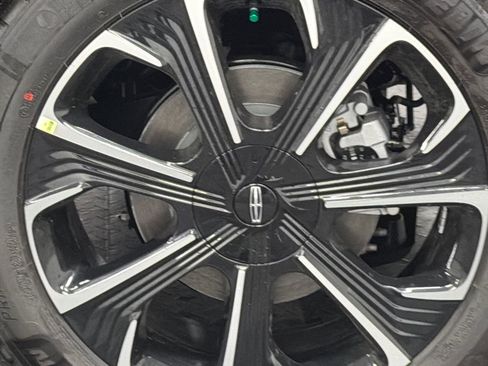New 2026 Lincoln Nautilus Reserve AWD/4WD image 5