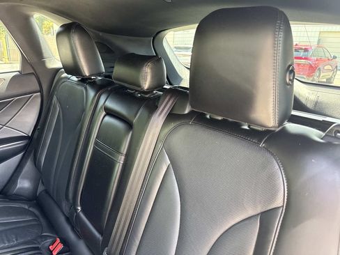 Used 2019 Lincoln MKC Reserve FWD image 14