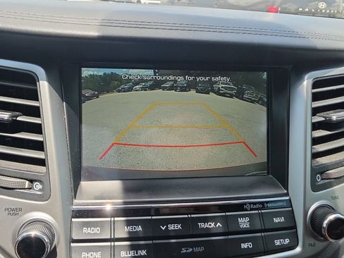 Used 2016 Hyundai Tucson Limited w/ Option Group 03 FWD image 21
