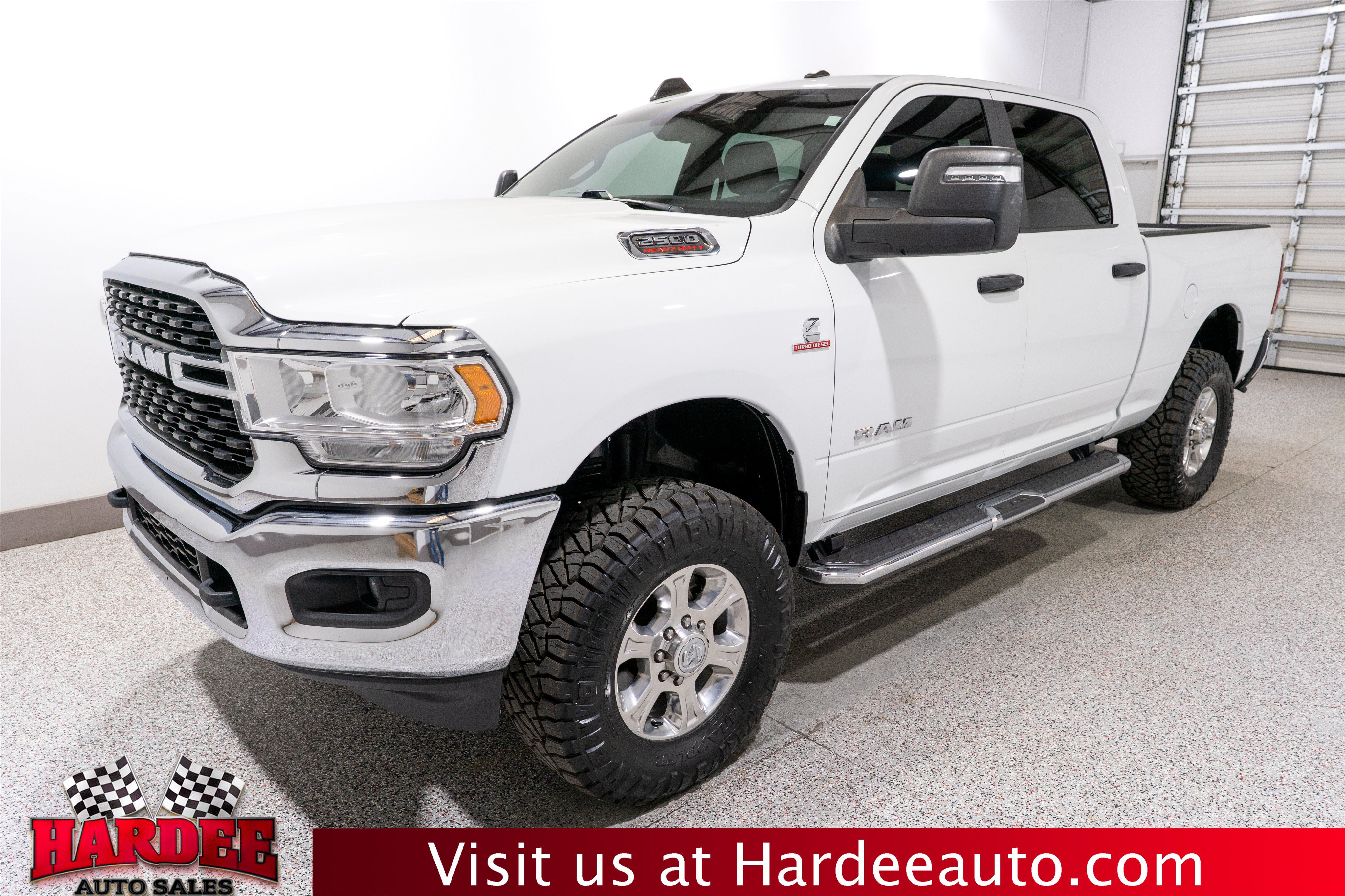 Used 2024 RAM 2500 Big Horn AWD/4WD image 2