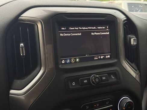 Used 2024 Chevrolet Silverado 1500 Custom Trail Boss w/ Turbomax Blackout Package AWD/4WD image 26