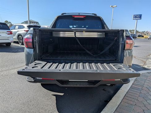 Used 2022 Hyundai Santa Cruz SEL Premium image 13