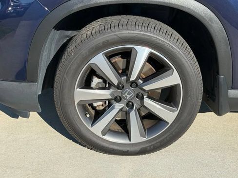 Used 2024 Honda Pilot Elite image 5
