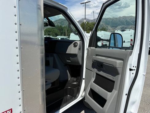 Used 2024 Ford E-350 and Econoline 350 Super Duty w/ Driver's Safety Package RWD image 18