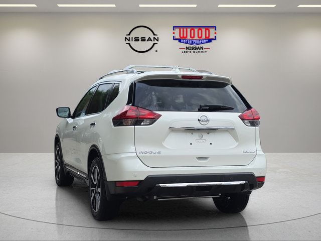 Used 2019 Nissan Rogue SL w/ Premium Package AWD/4WD image 4