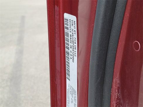 Used 2024 Jeep Wagoneer Series II w/ Premium Group I image 32