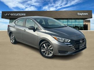 Used 2025 Nissan Versa SV FWD video 1