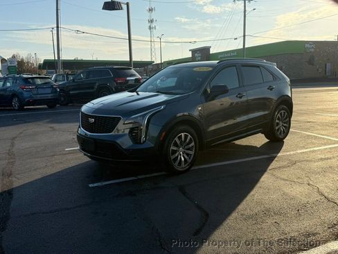 Used 2019 Cadillac XT4 Sport image 9