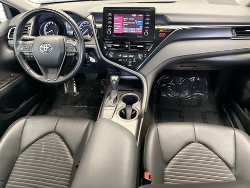 Used 2024 Toyota Camry SE FWD image 12