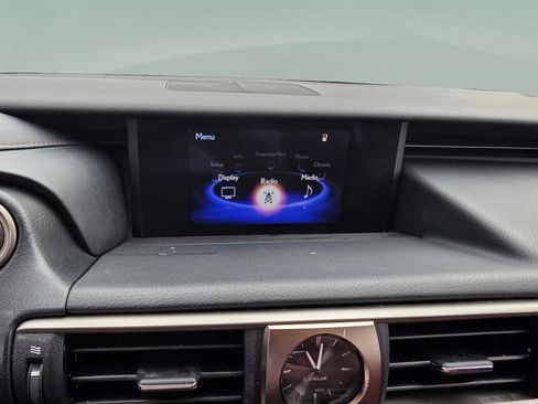 Used 2018 Lexus IS 300 F Sport w/ F Sport Package image 18