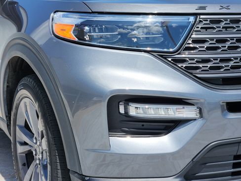 Used 2023 Ford Explorer XLT w/ Equipment Group 202A AWD/4WD image 10