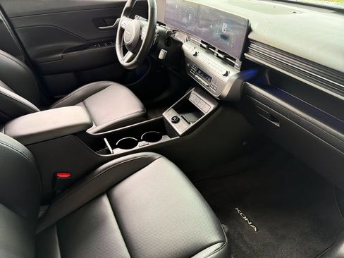 Used 2024 Hyundai Kona Limited FWD image 16