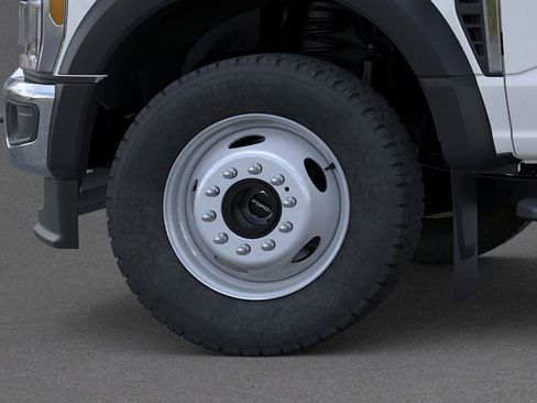 New 2025 Ford F550 XL w/ XL Chrome Package image 19