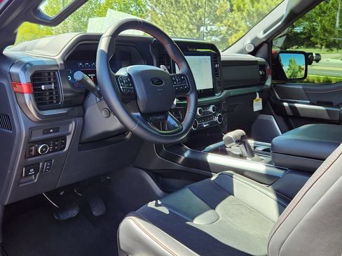 Used 2025 Ford F150 Raptor AWD/4WD image 7