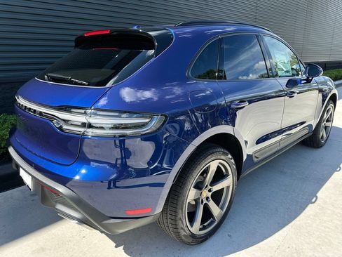 Used 2026 Porsche Macan AWD/4WD image 9
