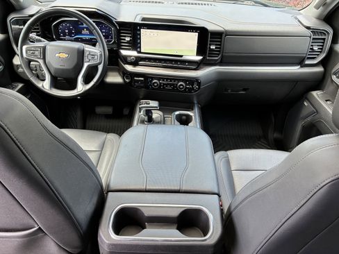 Used 2023 Chevrolet Silverado 1500 LTZ w/ LTZ Premium Package AWD/4WD image 19