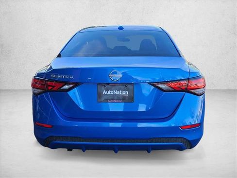 Used 2025 Nissan Sentra SV image 6