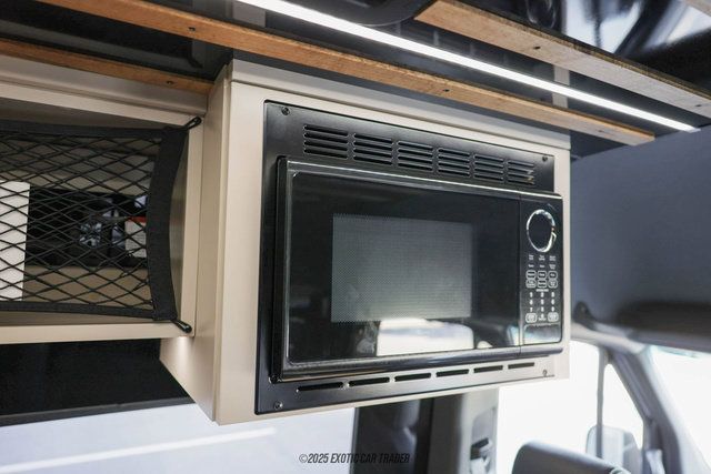 Used 2024 Mercedes-Benz Sprinter 2500 image 84