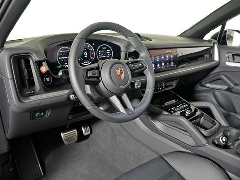 New 2026 Porsche Cayenne S AWD/4WD image 4