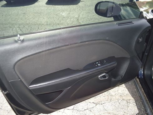 Used 2020 Dodge Challenger R/T RWD image 13