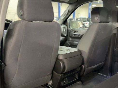 Used 2021 Chevrolet Silverado 1500 Custom image 25