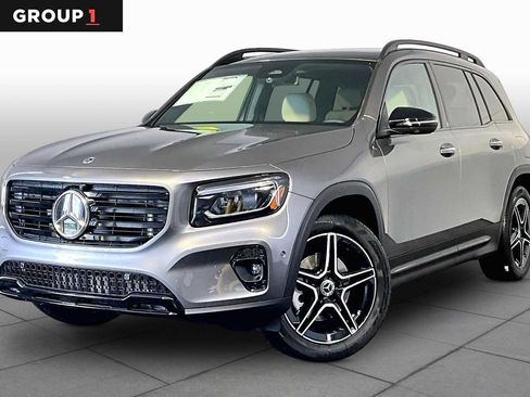 New 2026 Mercedes-Benz GLB 250 4MATIC image 1