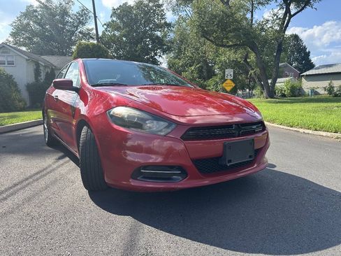 Used 2014 Dodge Dart SXT FWD image 2