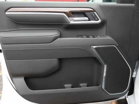 New 2025 Chevrolet Silverado 2500 LT image 29