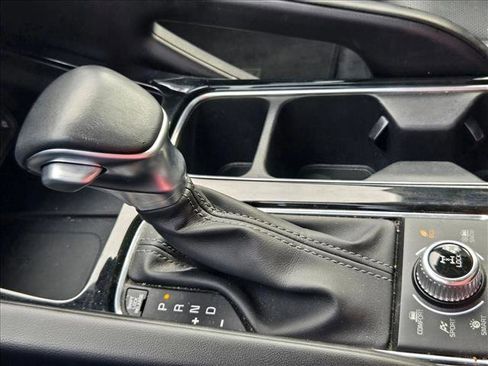 Used 2025 Kia Telluride S image 16