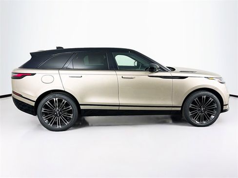 New 2026 Land Rover Range Rover Velar Dynamic SE image 4