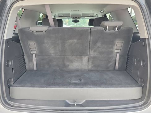 Used 2015 Chevrolet Tahoe LS RWD image 16