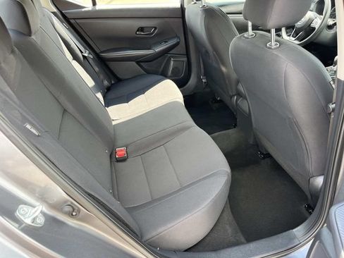 Used 2024 Nissan Sentra S FWD image 19