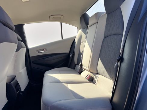 Used 2020 Toyota Corolla LE FWD image 24