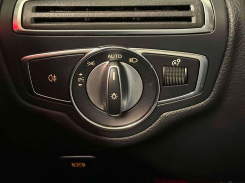 Certified 2021 Mercedes-Benz C 300 4MATIC Sedan image 19