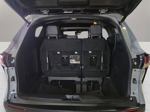 Certified 2025 Toyota Sienna XSE image 13